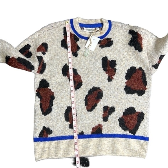 Retrod Yarn Crewneck Animal Print Sweater Size S - Picture 11 of 12
